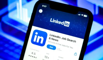 لينكدإن علامة شخصية