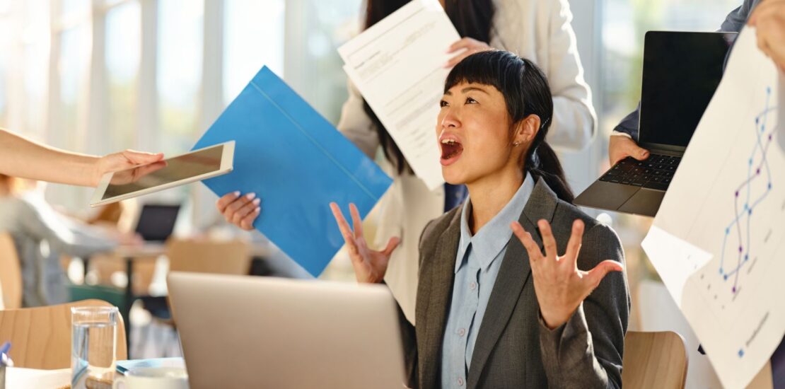 أعراض بيئة العمل السامة