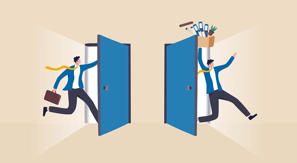 الموظف المرتد استقالة عرض عمل