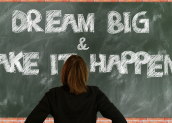 استثمر تطوير تطوير الذات